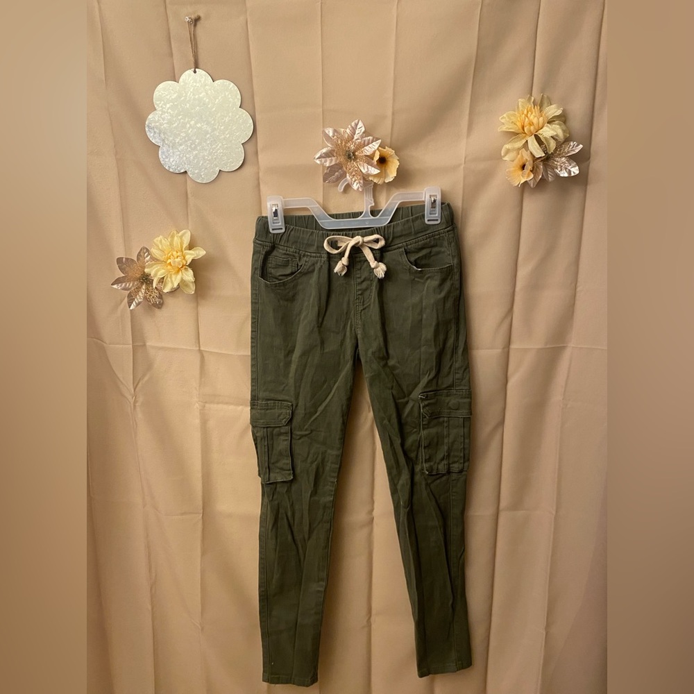 Fashion Nova Cargo Jeans